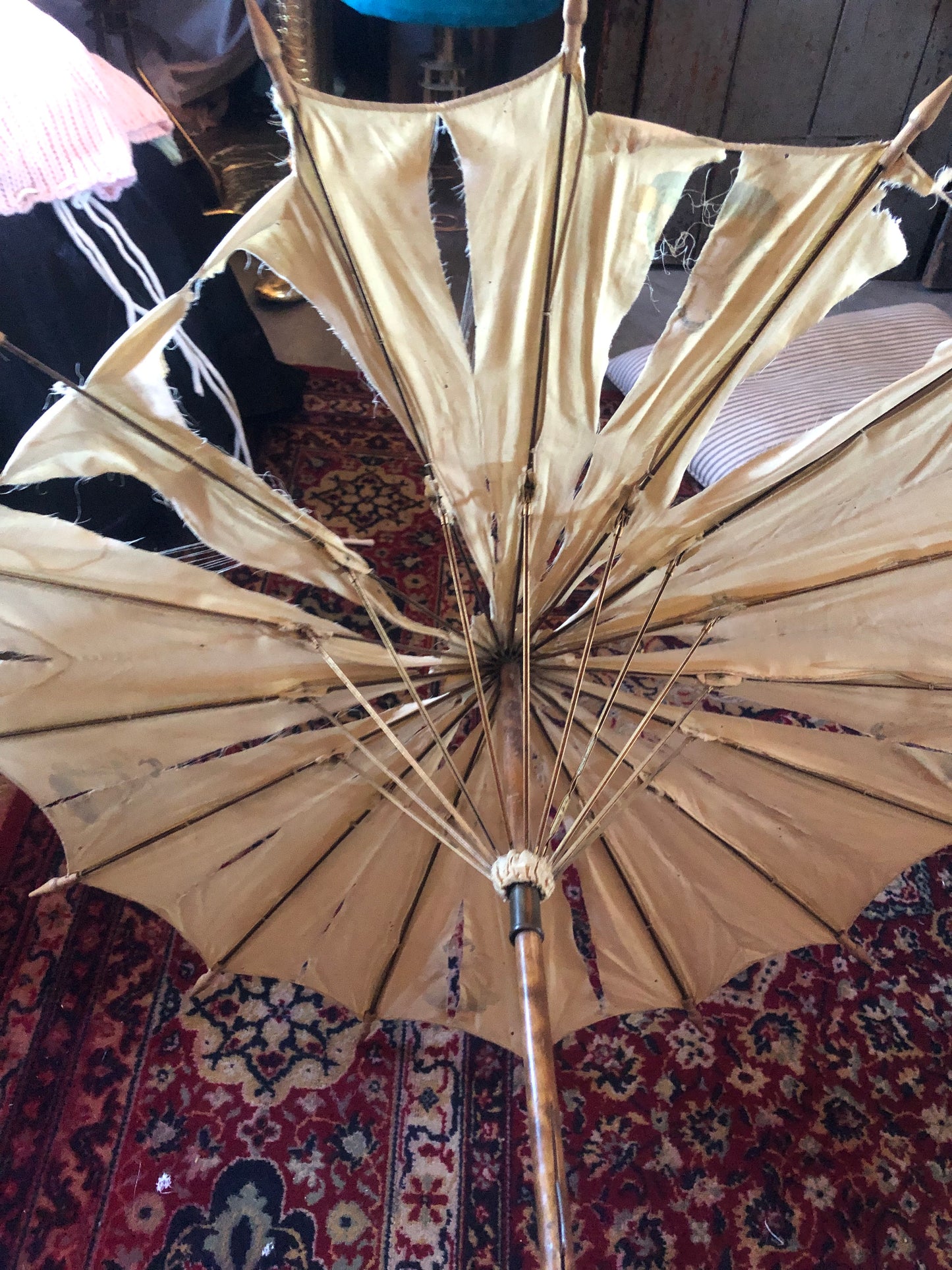 VINTAGE PARASOL FROM PARIS